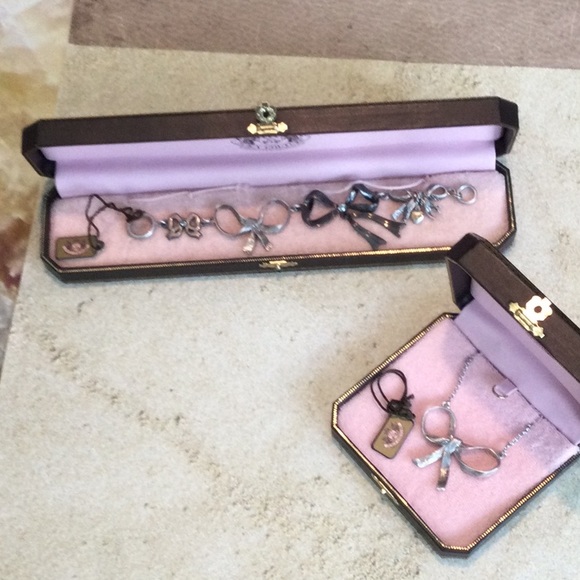 Beautiful Juicy Couture. Necklace and Bracelet set. - Picture 3 of 4